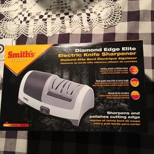 Smith’s Electric Knife Sharpener